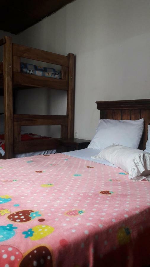 Hostal Cq Chapinero Bogotá Kültér fotó
